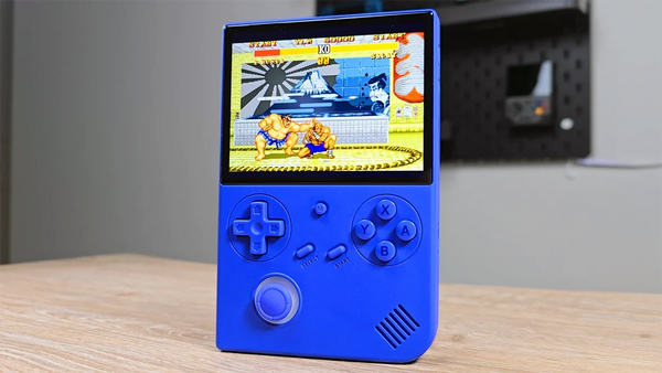 Side-by-side comparison of the single-stick 4-inch Anbernic RG40XXV and the dual-stick 3.5-inch 2Bluebox R36S handheld